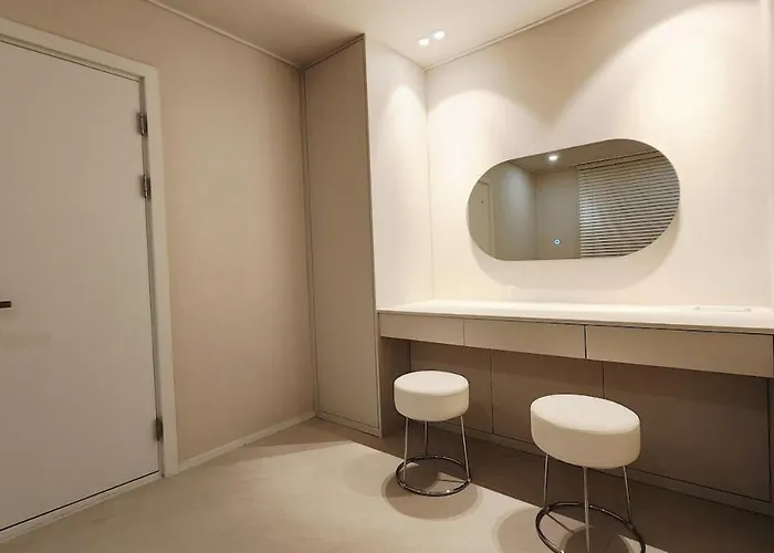 公寓 Hongdae Private House 6room 4bath 10beds *