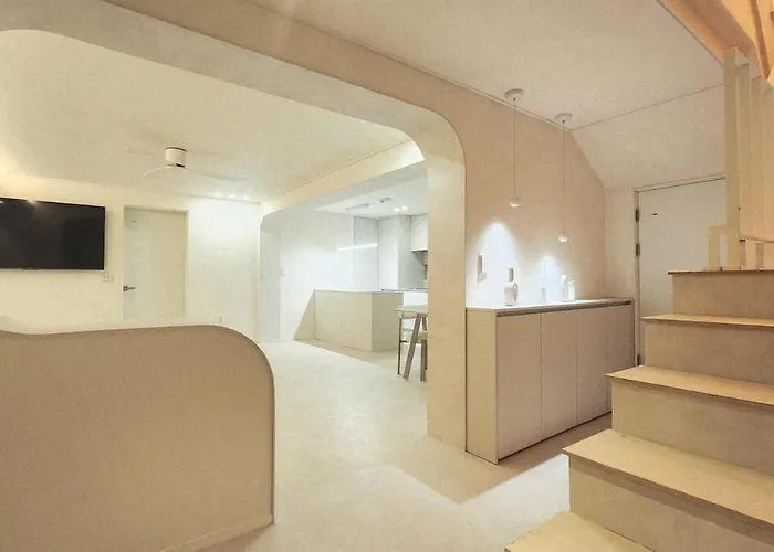 Hongdae Private House 6room 4bath 10beds 公寓