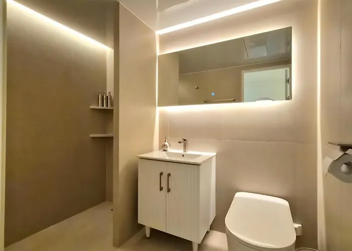 Hongdae Private House 6room 4bath 10beds * 首爾