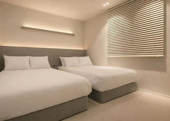 公寓 Hongdae Private House 6room 4bath 10beds *