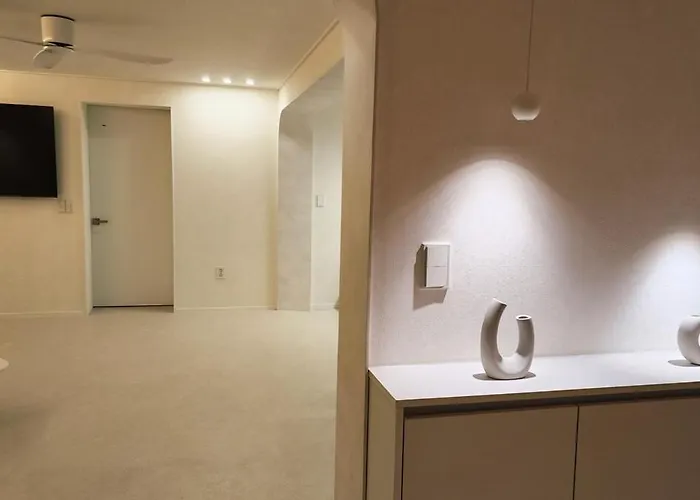 Hongdae Private House 6room 4bath 10beds *