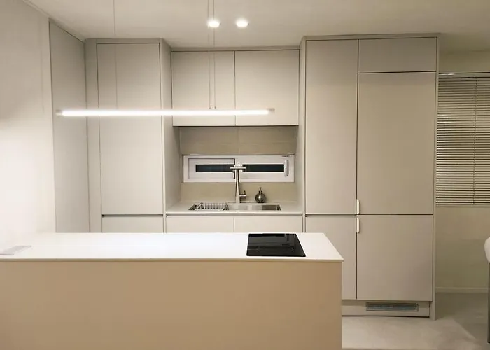 Hongdae Private House 6room 4bath 10beds