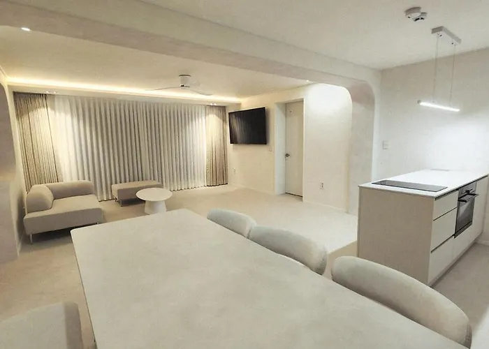 Hongdae Private House 6room 4bath 10beds 公寓 首爾